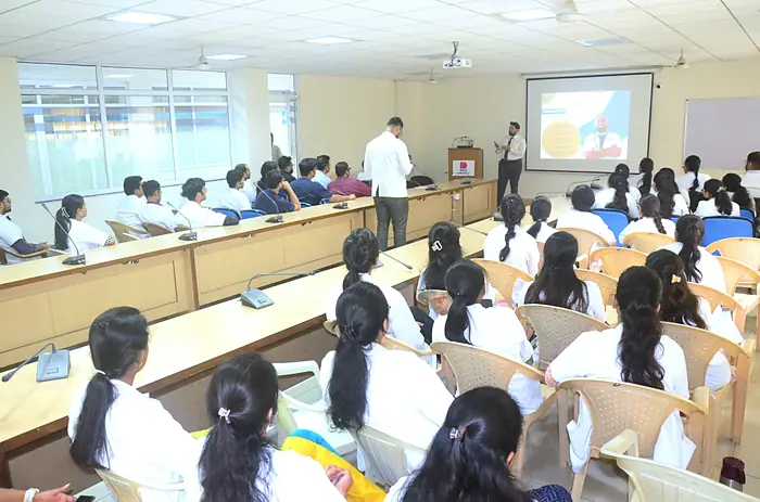 Continuing medical education session for postgraduate students, Lucknow